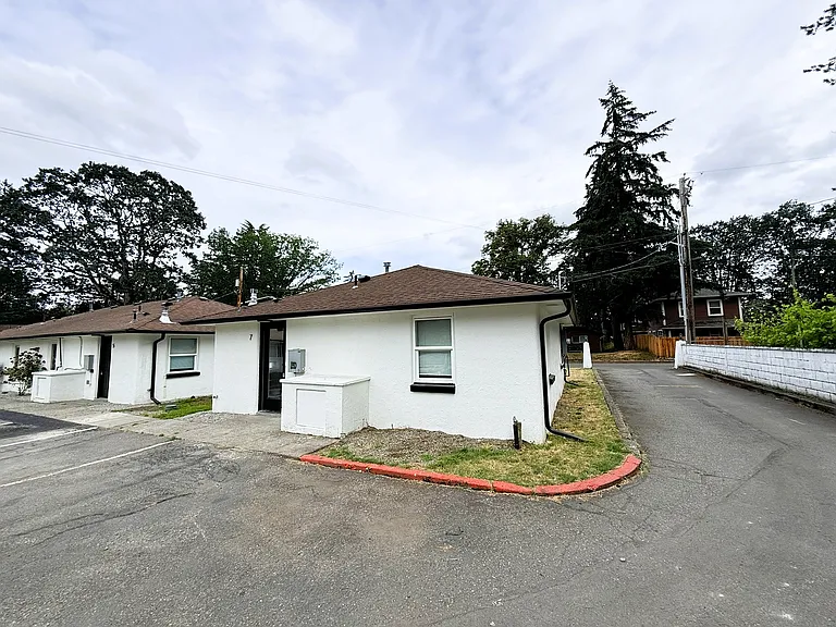 14402 Washington Ave SW #7 — Photo 12
