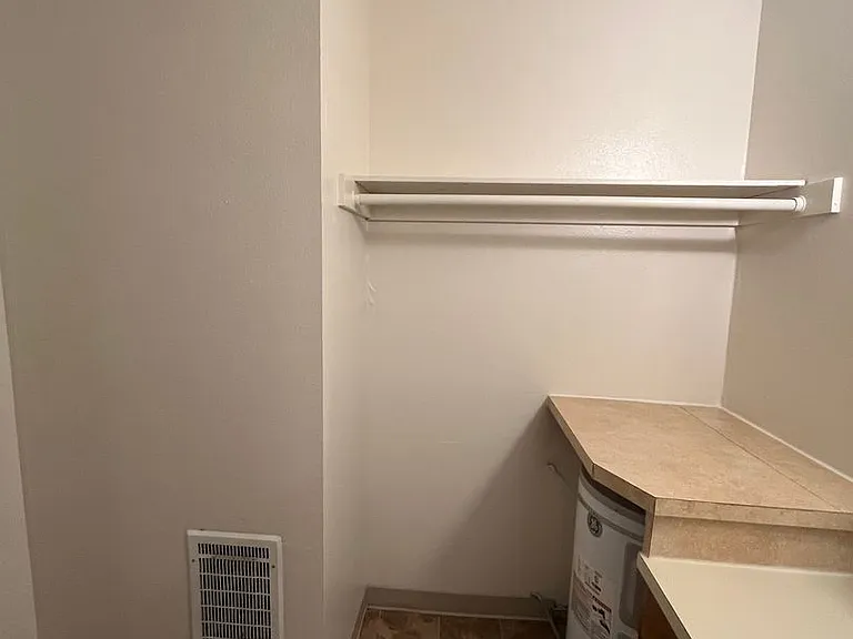2507 E Mill Plain Blvd — Photo 18