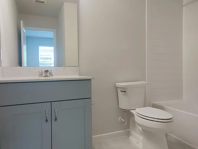 19649 Shady Oak Dr — Photo 9