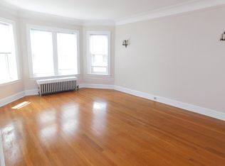 1920 W Morse Ave #25, Chicago, IL 60626