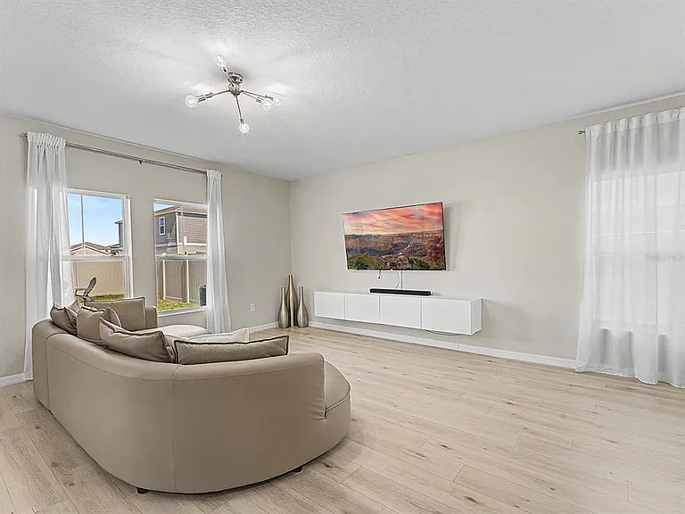 7587 Starflower Way — Photo 6