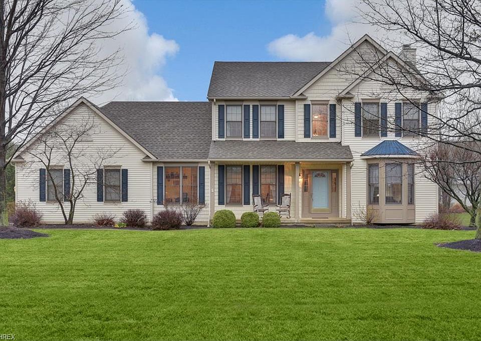 1st image of 616 Bridgeside Dr