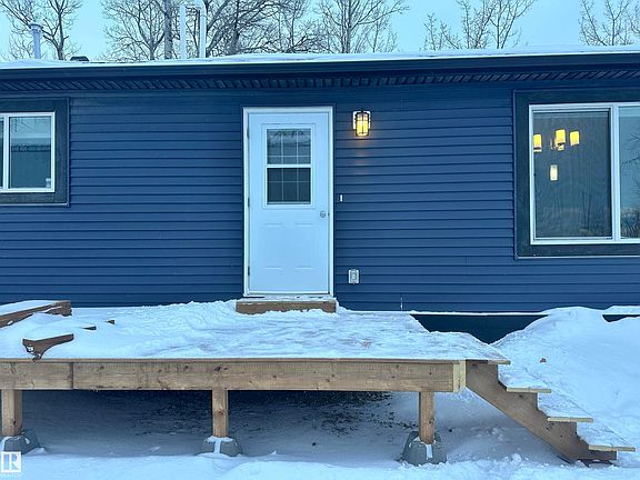 2nd image of 61211 Range Rd #265