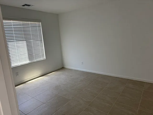 9675 W Picadilly Rd — Photo 8