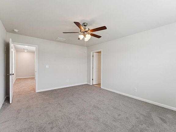 4th image of 136 Meadow Ridge Way