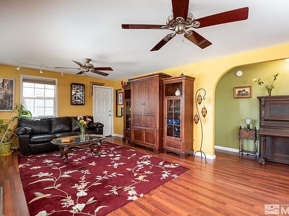 5th image of 1296 Myers Dr