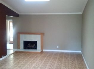 3901 W Elkwood St, Thousand Oaks, CA 91320