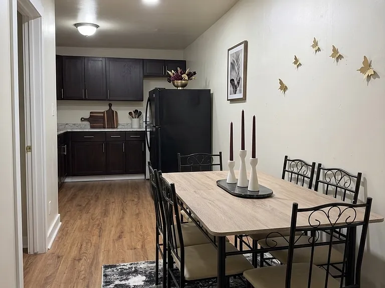 1817 Ontario Ave #2 — Photo 14
