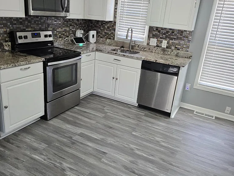 4719 Leroy Gorham Dr — Photo 2
