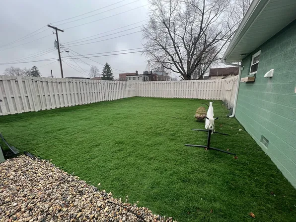 718 S Ford St, Lapel, IN 46051