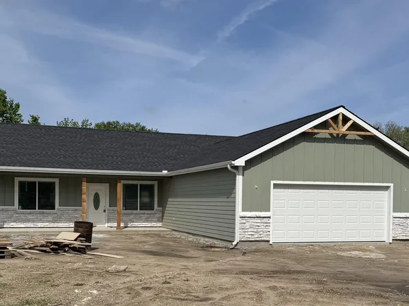 409 Broadway St, Belvue, KS 66407