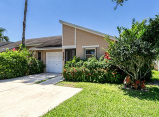 8294 Springtree Rd, Boca Raton, FL 33496