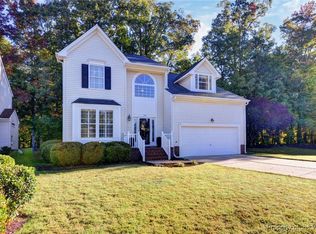 240 Southlake Pl, Newport News, VA 23602