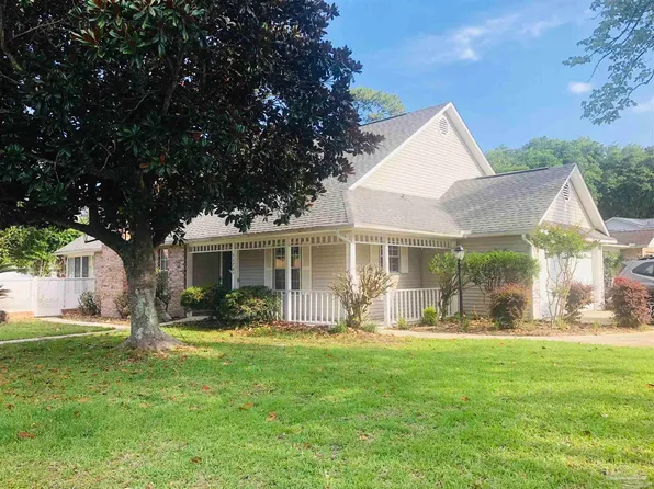 5270 Flintwood Cir, Pensacola, FL 32504