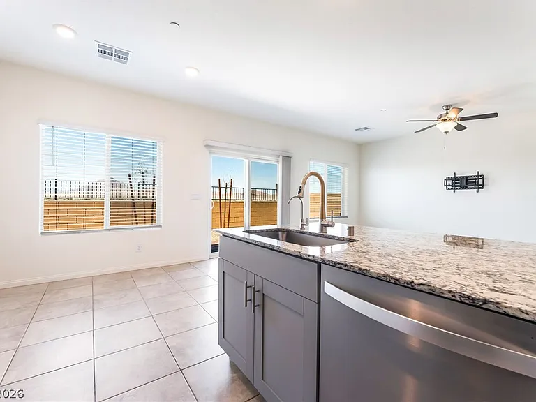 410 Larksong Ave — Photo 12