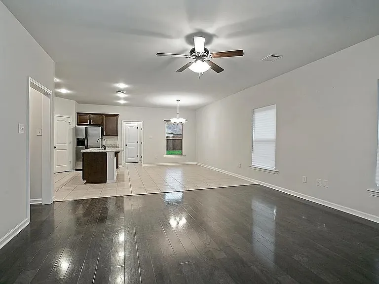 18497 Dove Hollow Dr — Photo 4