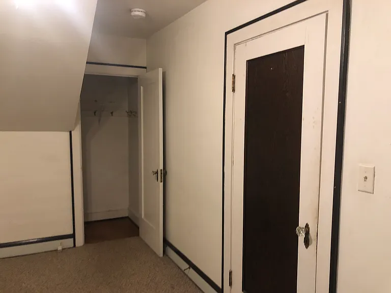 9 Adsit Ct — Photo 14