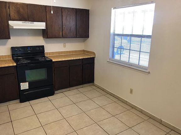 4th image of 2454 La Fonda Ct APT A