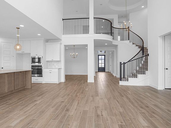 6th image of this home