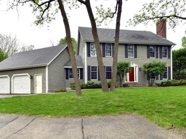 1668 Bollum Ln, Long Lake, MN 55356