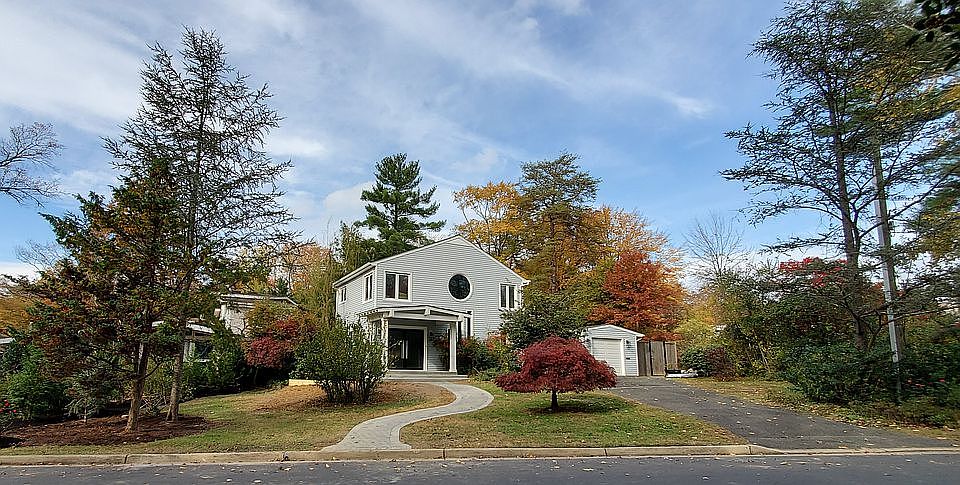 1st image of 7532 Willow Ln