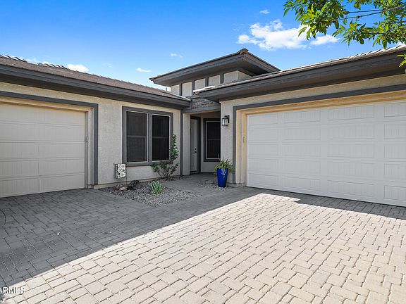 4th image of 20948 E Canary Way
