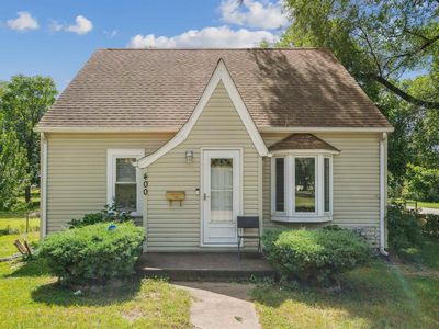 400 Charles St, Waterloo, IA, 50703