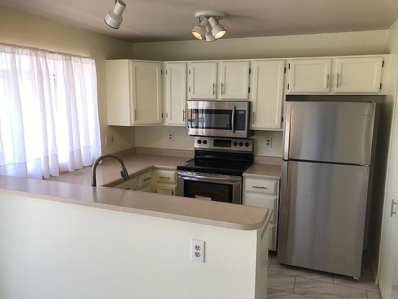 2nd image of 14336 E Temple Pl Unit E