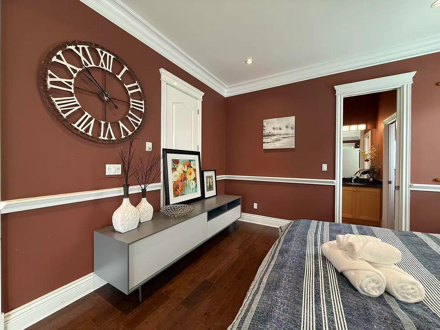 4 bed, 3600 sqft, $6,500 — Photo 1