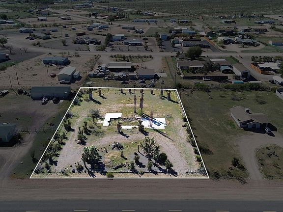 5th image of 3008 W McConnico Rd