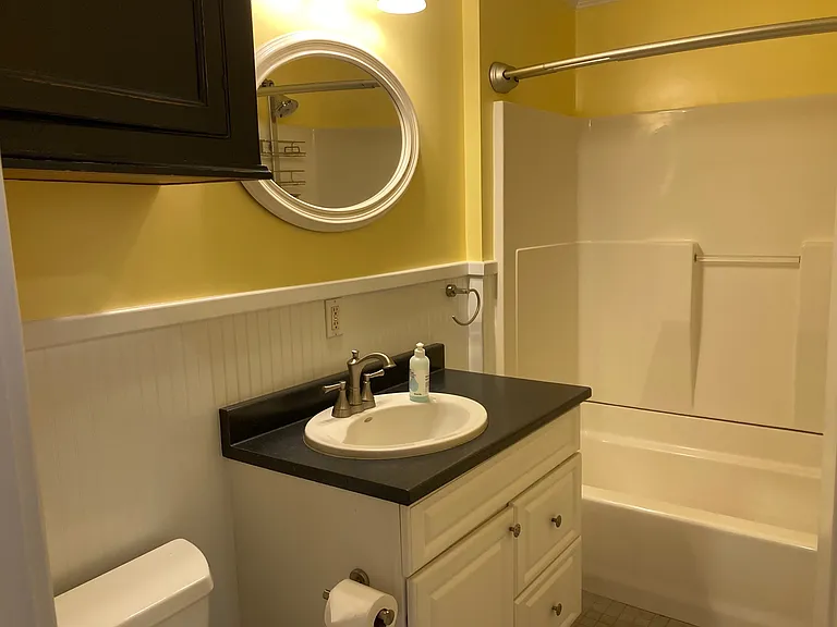 325 Spring St #2 — Photo 19