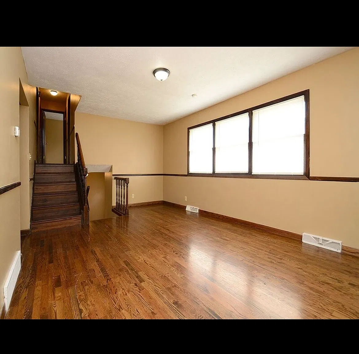 4 bed, 1440 sqft, $2,195 — Photo 2