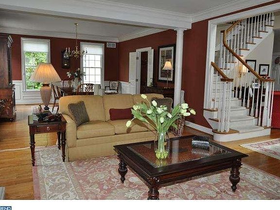 3rd image of 47 Stonewold Way