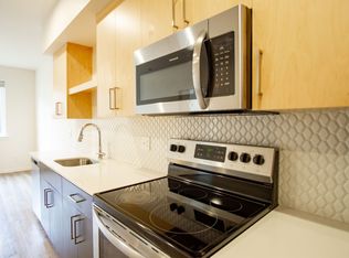6015 S Virginia Ave #203, Portland, OR 97239