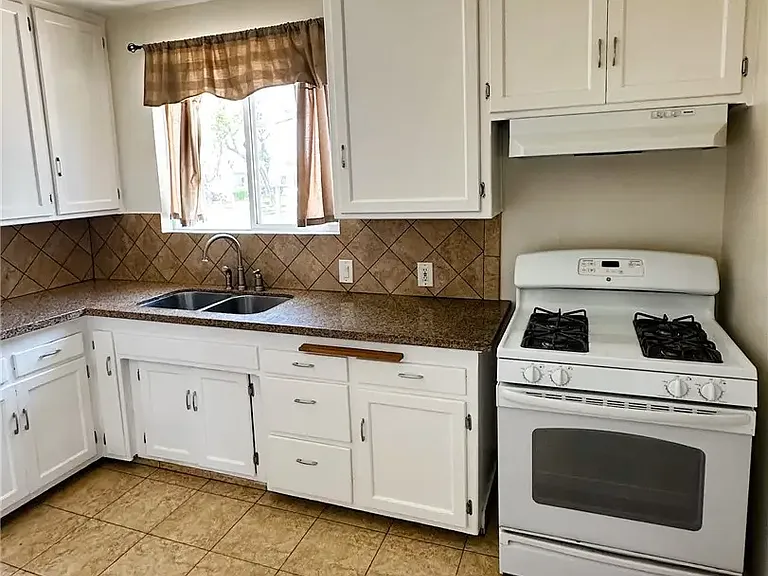 14853 Anaconda St — Photo 20