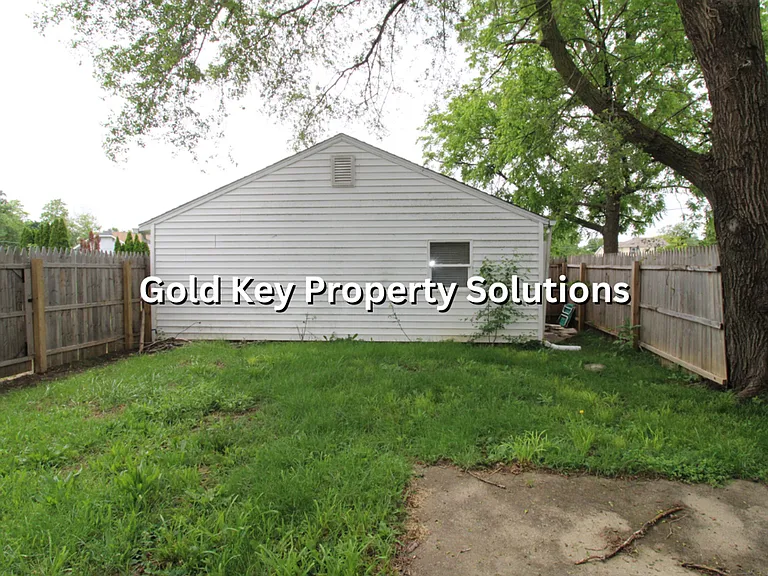 2122 S Hoyt Avenue 1210 W #15 — Photo 3