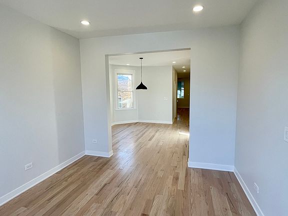 2nd image of 3006 N Troy St Unit 1