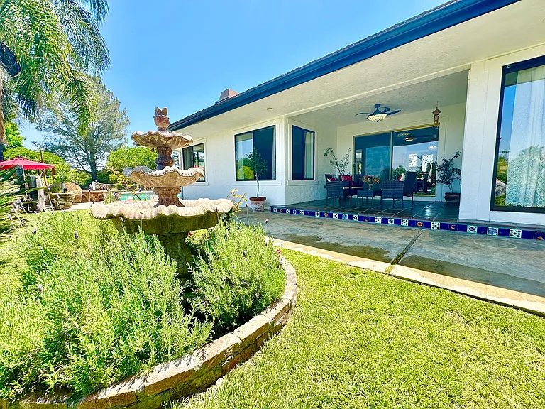 1650 Winterwarm Dr — Photo 41