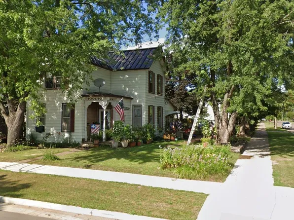 105 N State Street, 105 N State St #1, Chippewa Falls, WI 54729