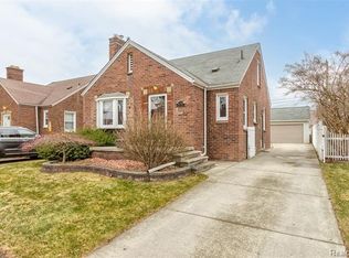 15756 Harrison Ave, Allen Park, MI 48101