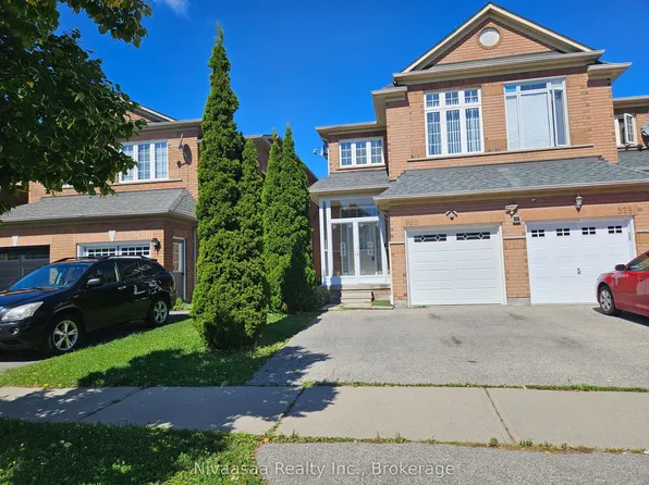 926 Ledbury Cres, Mississauga, ON L5V 2P8