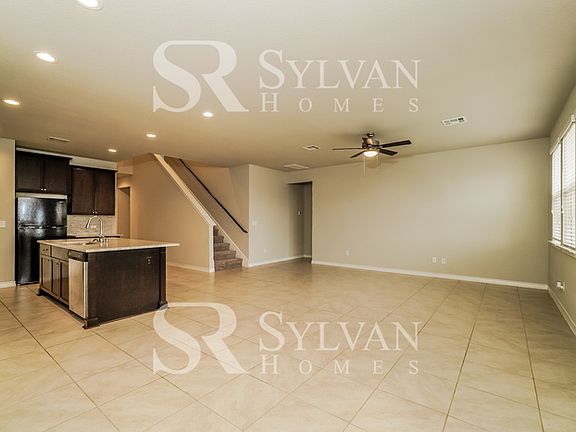 4th image of 157 Flexus Ln