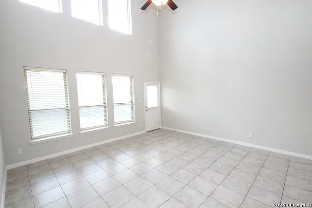 4623 Acclaim Ct — Photo 12