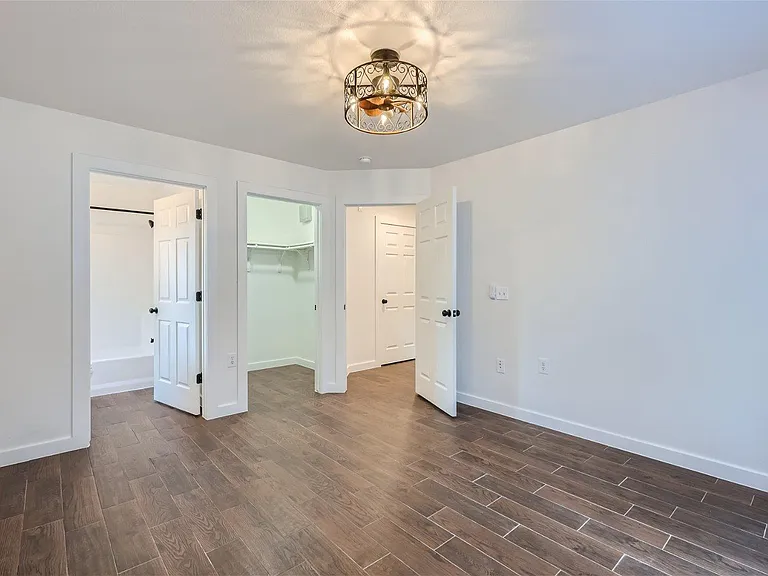 6021 Perlita Dr — Photo 8