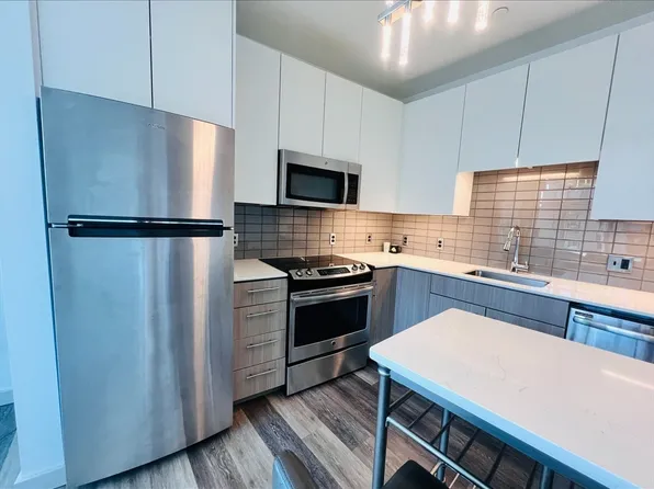 180 Telford St #514, Brighton, MA 02135