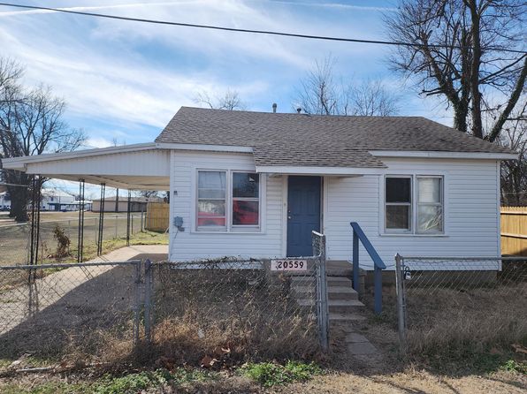 20559 Oak St, Harrah, OK 73045