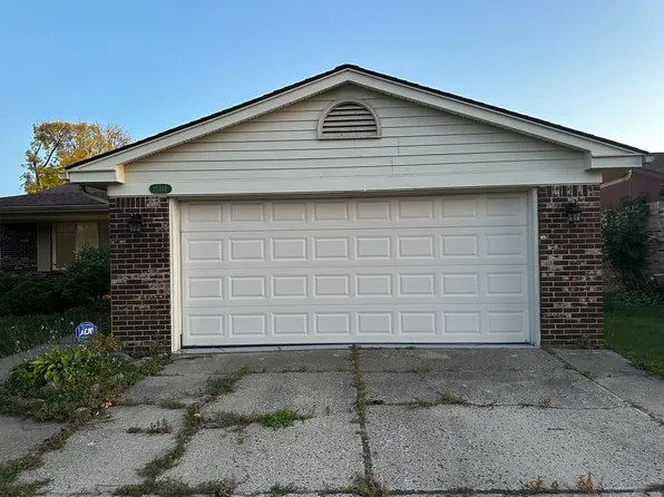 15414 Frederick Dr, Clinton Township, MI 48038