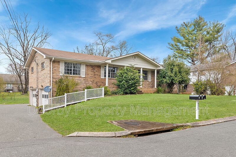 1st image of 6923 Greenway Dr #A