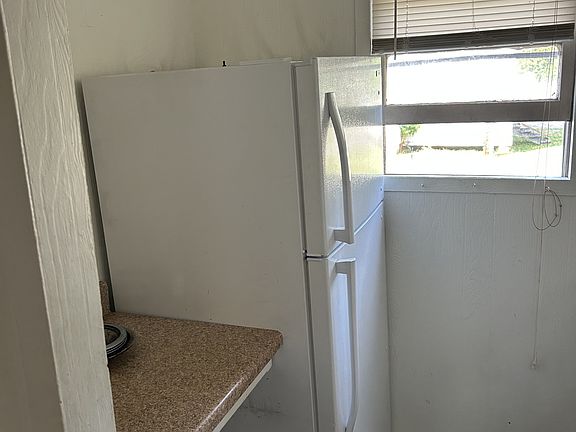 5th image of 1004 W Kitty Hawk Rd #2