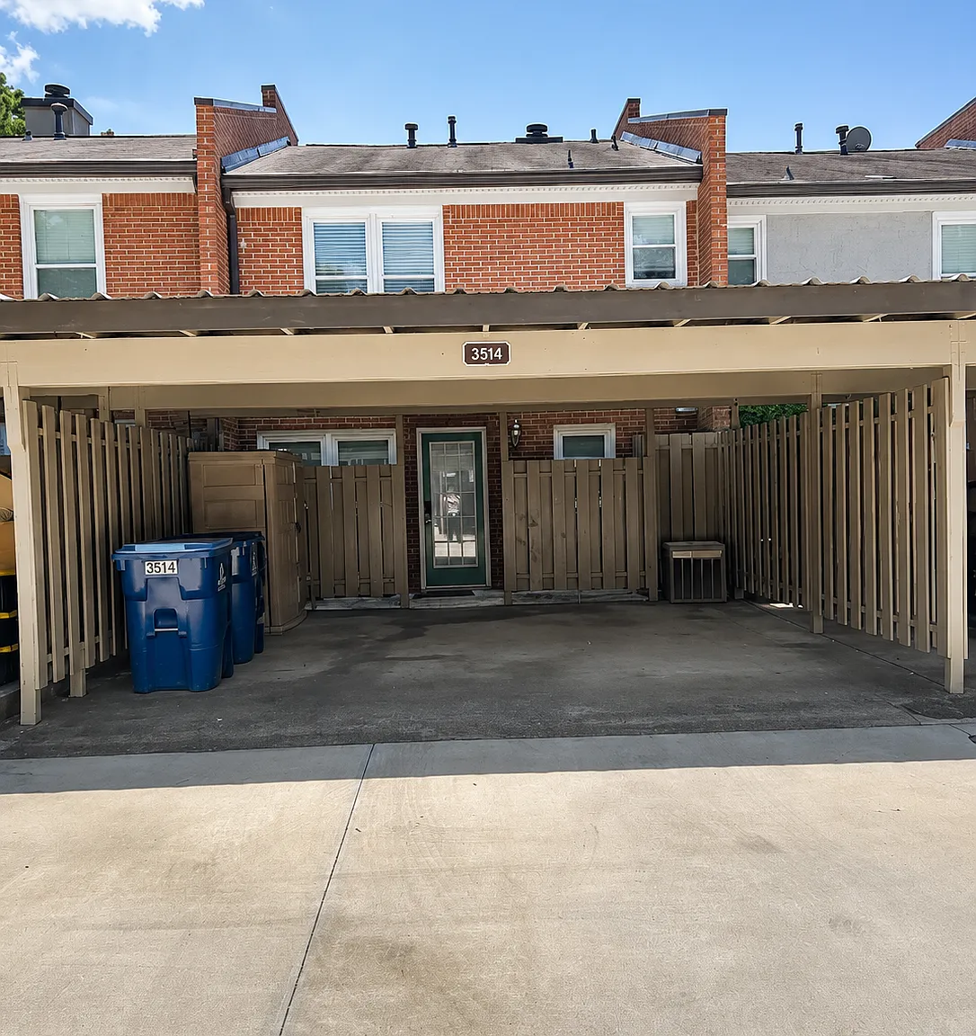2 bed, 2.5 bath, 1280 sqft, $1,800 — Photo 2